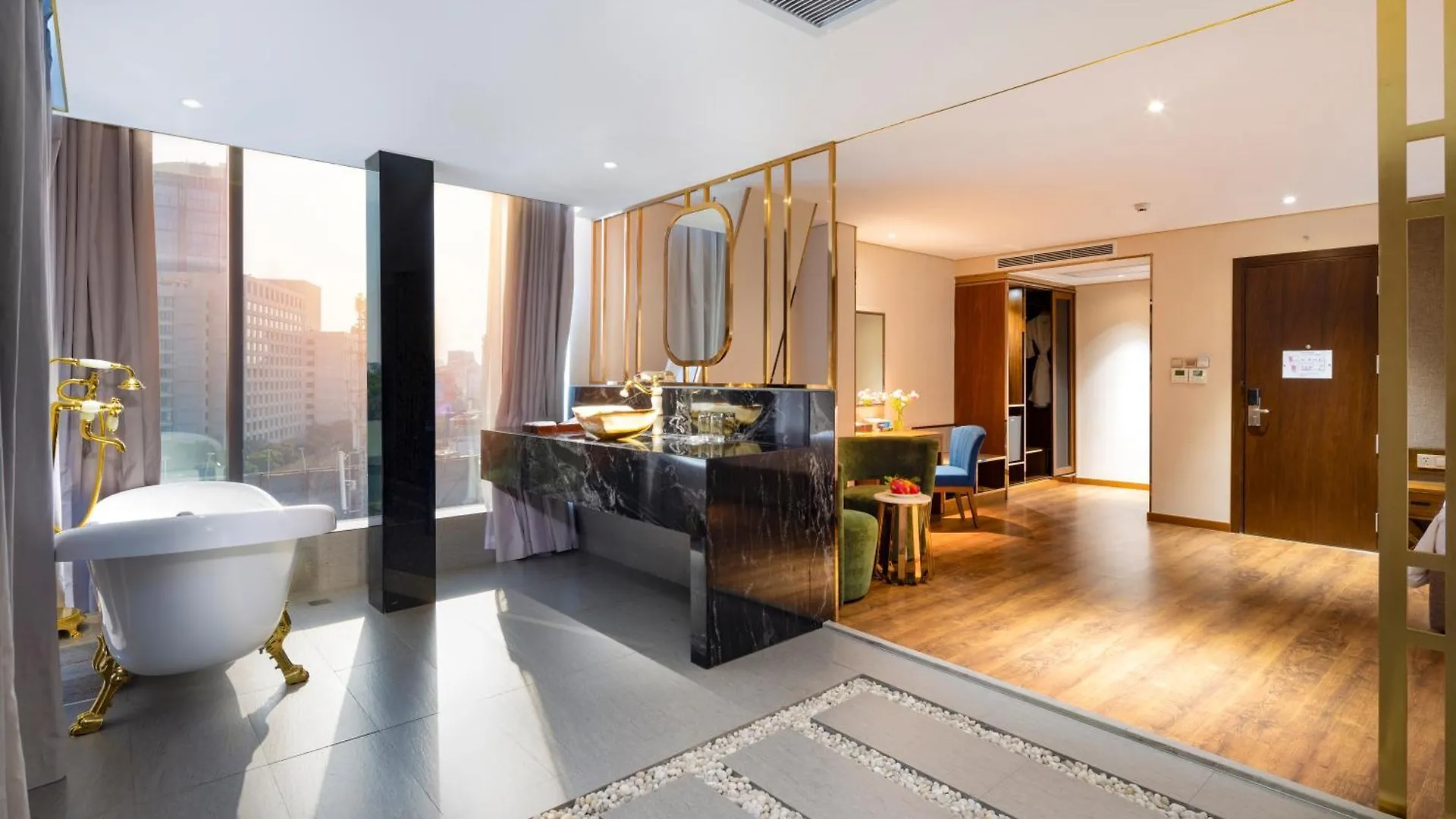 Winsuites Saigon Hotel Ho Chi Minh City